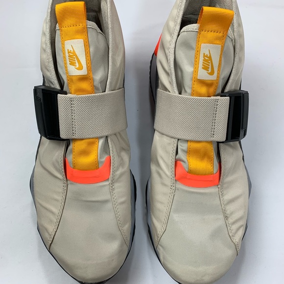 Nike Other - *New* Nike Komyuter KMTR SE 10 Birch/ AA0531-200.